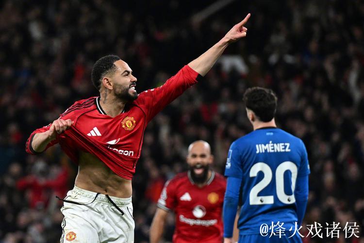 三后卫开场四后卫收局,阿莫林都变了而曼联还是一言难尽 三后卫开场四后卫收局,阿莫林都变了而曼联还是一言难尽