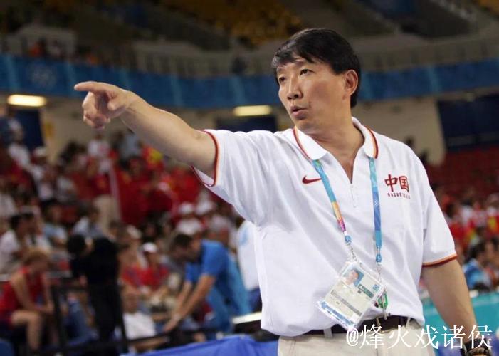 宫鲁鸣分管男篮备战工作 CBA恢复全员体测